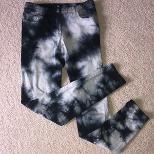 SOLD❗️NWT tie dye jeggings❗️